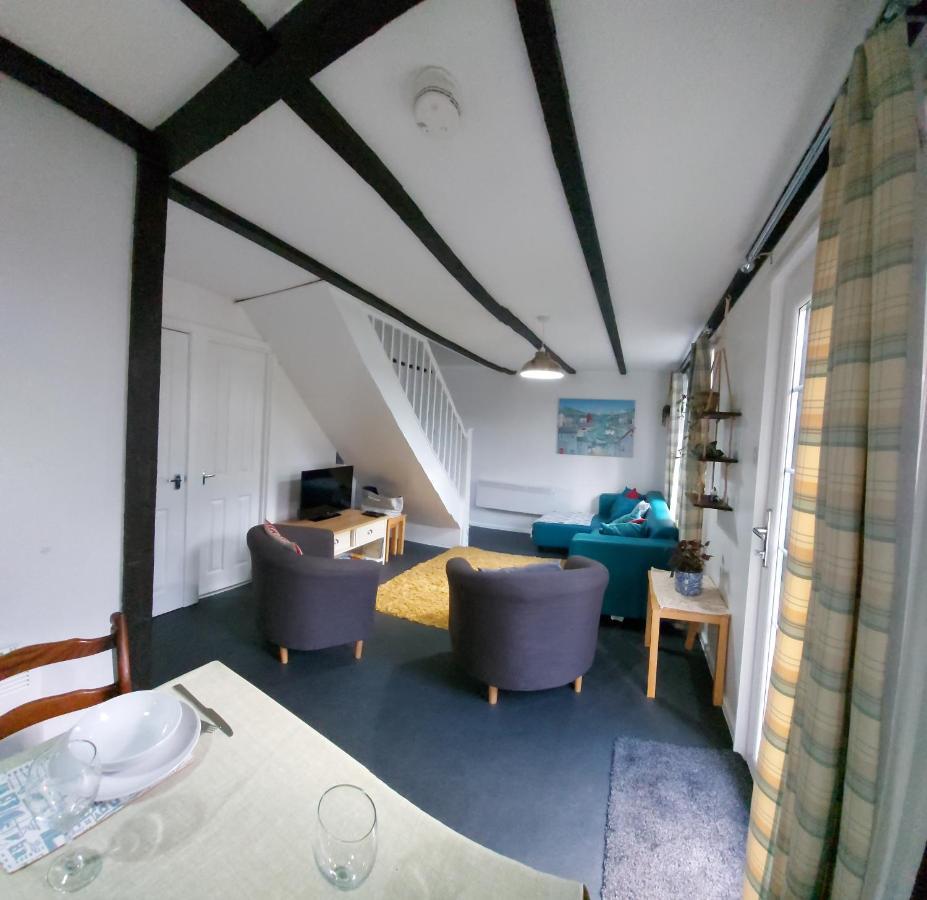 3.9. Tudor Court Hayle Esterno foto