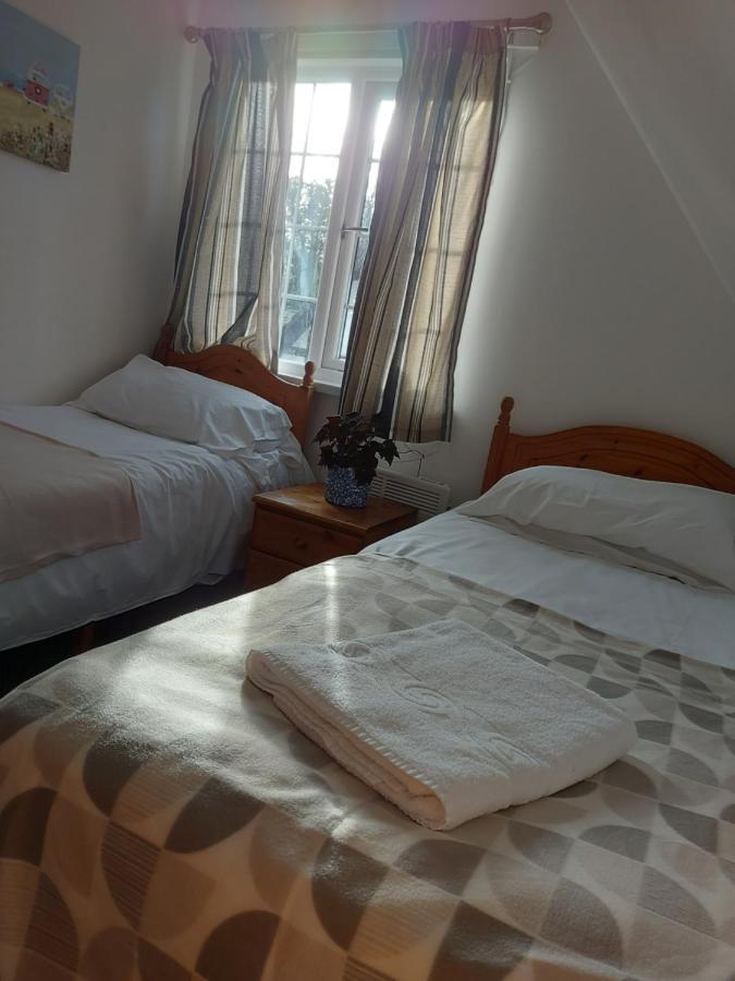 3.9. Tudor Court Hayle Esterno foto